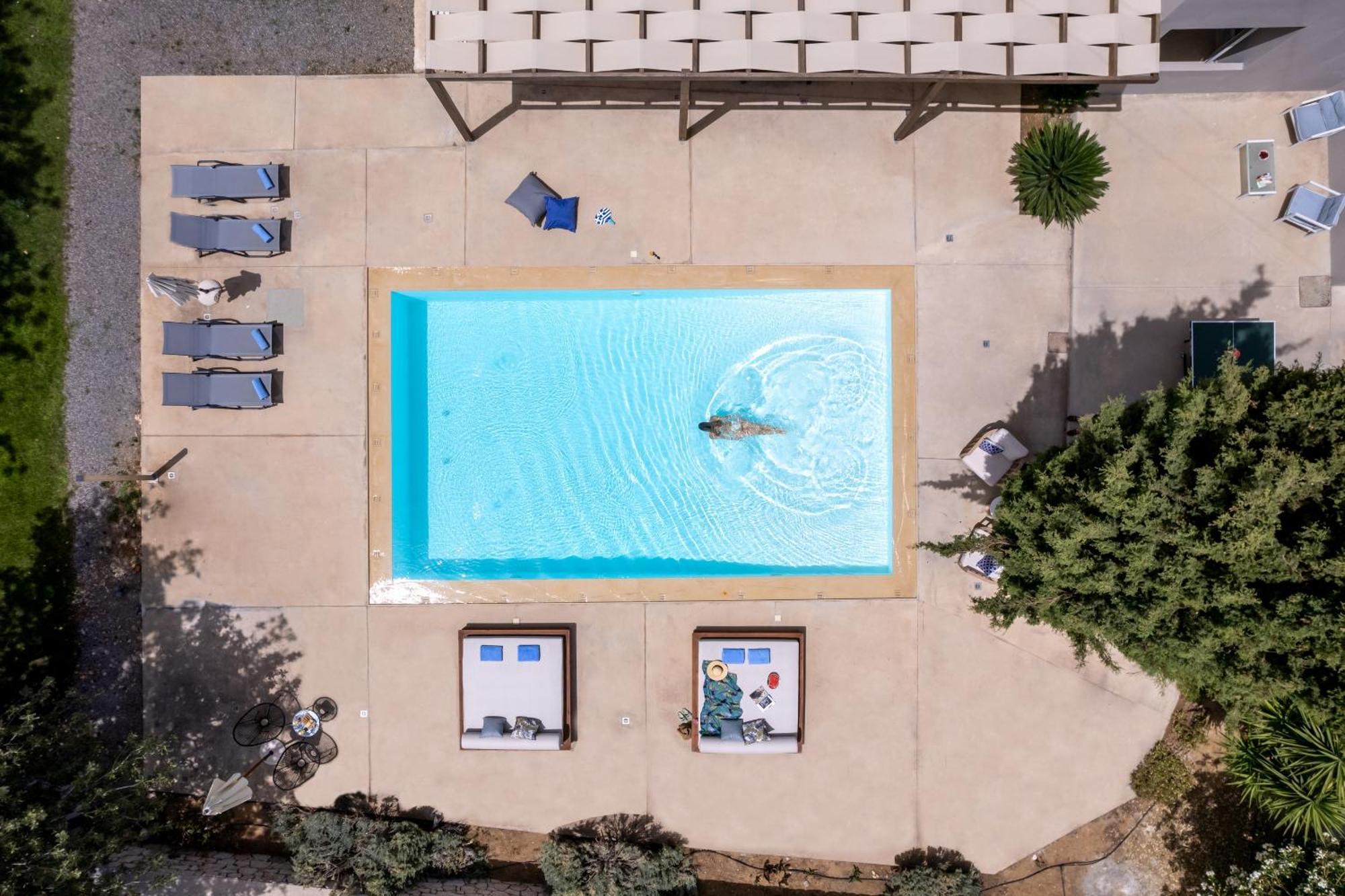 Villa Ellie - Heated Pool, Playground, Garden & Bbq! Vederoi Екстер'єр фото