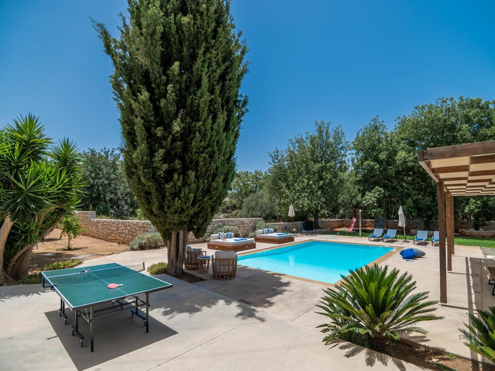 Villa Ellie - Heated Pool, Playground, Garden & Bbq! Vederoi Екстер'єр фото