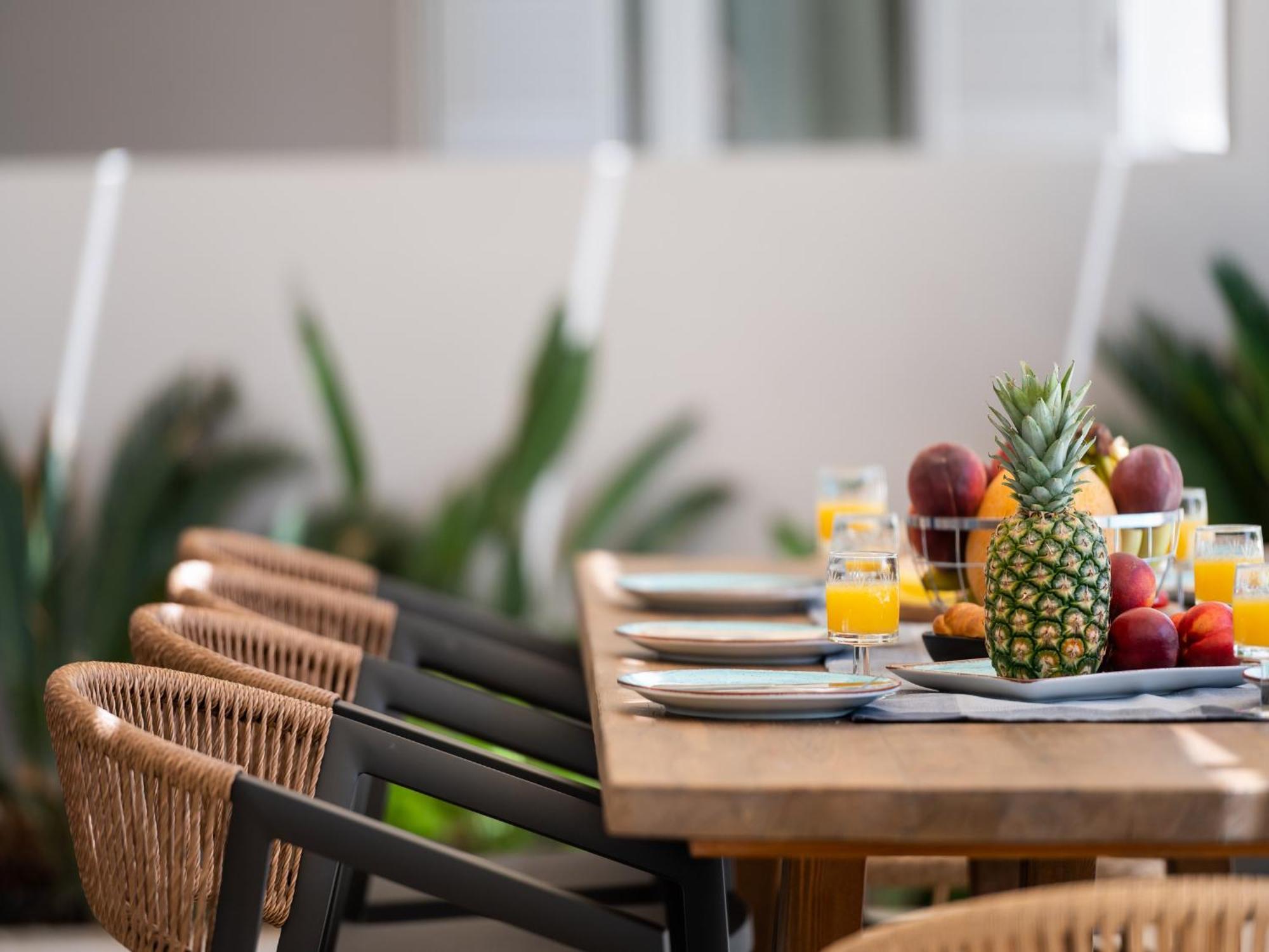 Villa Ellie - Heated Pool, Playground, Garden & Bbq! Vederoi Екстер'єр фото